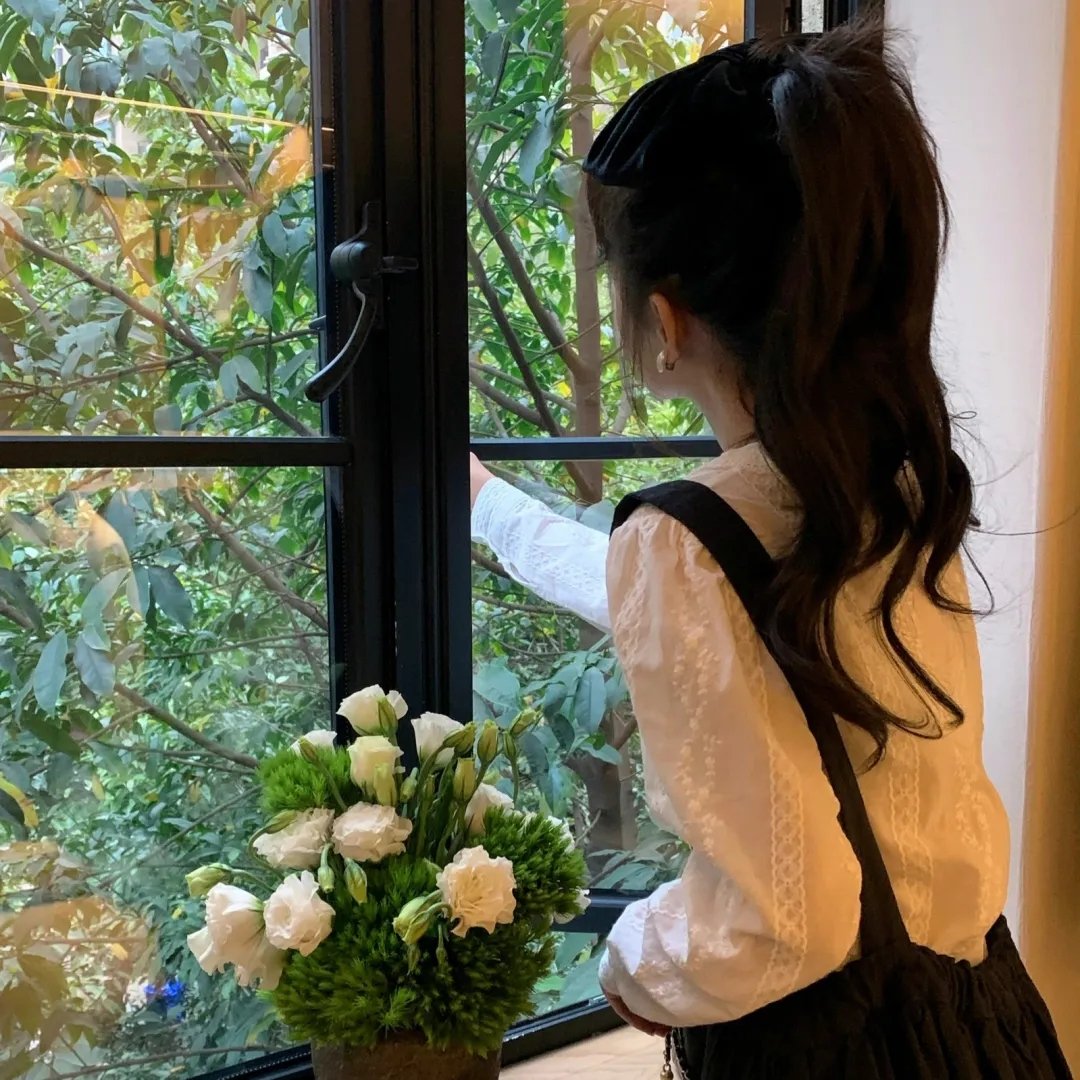 疯狗与格拉瑞小姐